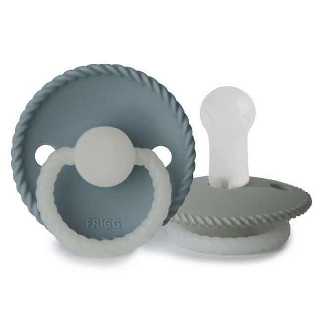 <tc>Frigg</tc> <tc>tétine</tc> Taille 2 Corde Pierre de Nuit Bleu/Sage Silicone 2-Pack