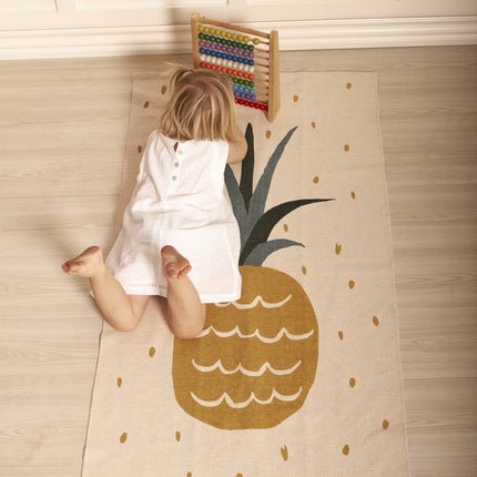 <tc>Roommate</tc> Tapis Ananas