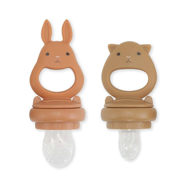 <tc>Konges Slojd</tc> Ensemble de couverts pour bébé Sucette en silicone pour l'alimentation des fruits Amande/Terracotta 2pcs