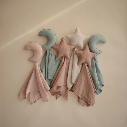 <tc>Mushie</tc> Doudou Lovey Moon Roman Green