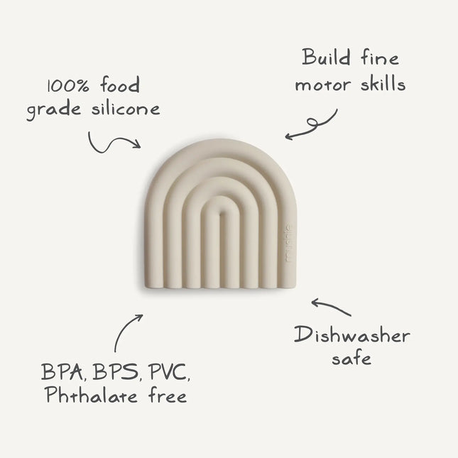<tc>Mushie</tc> Anneau de dentition Arc-en-ciel Sable mouvant