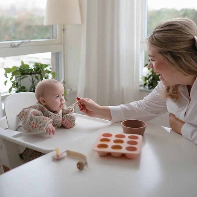 <tc>Mushie</tc> Bol pour bébé en silicone Mauve nuageux