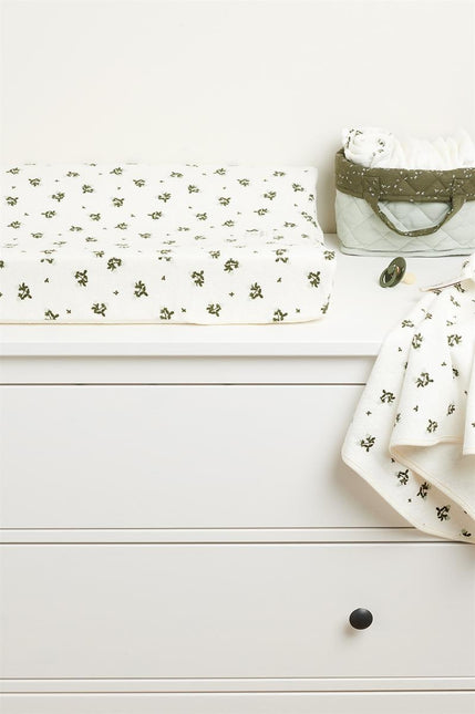 <tc>Noppies</tc> Housse de matelas à langer Terry Flowering Clover Beetle 49x75cm