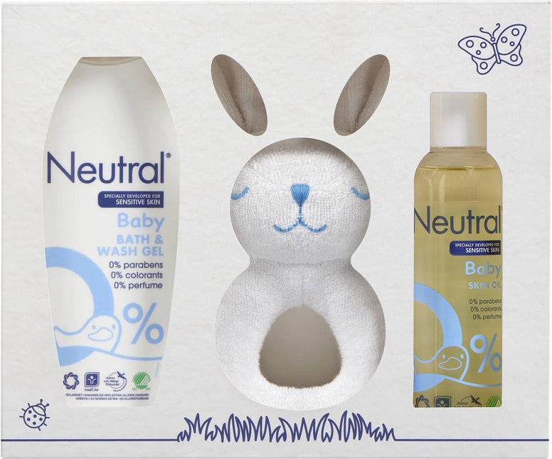 <tc>Neutral</tc> Boîte cadeau Savon pour bébé et huile pour la peau avec hochet Sans parfum